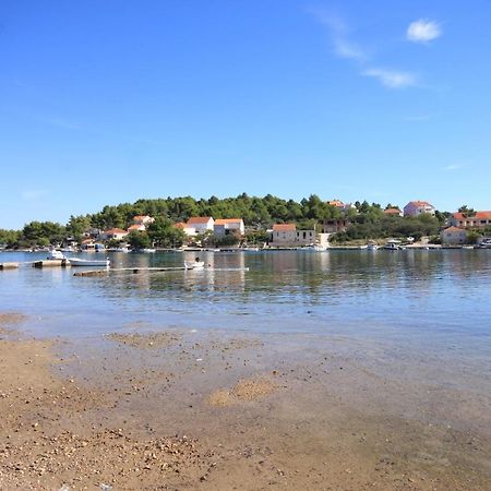 Rooms With A Parking Space Lumbarda, Korcula - 4436 Экстерьер фото